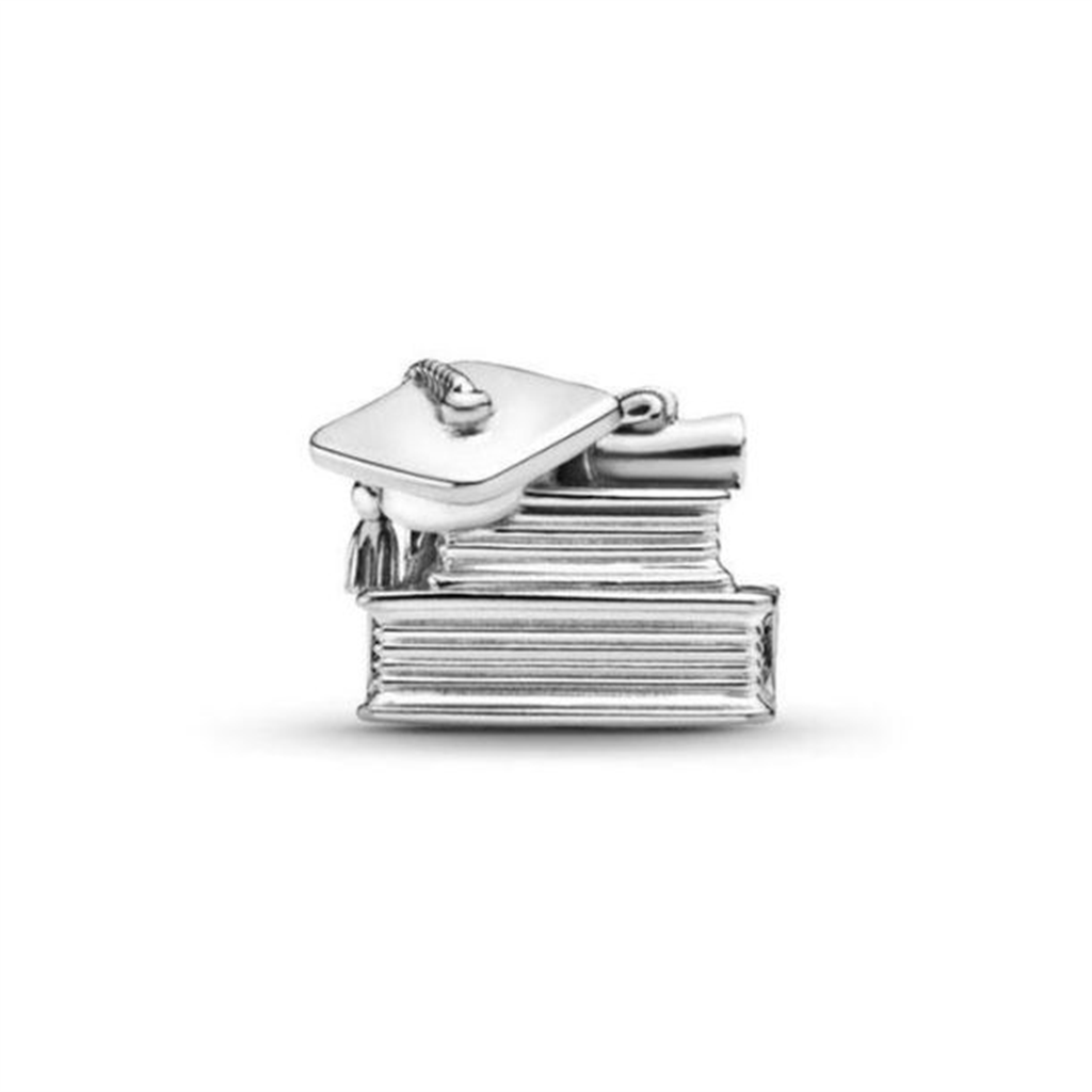 Pandora Moments 2021 Graduation Charm