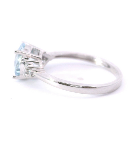 14K White Gold Diamond And Aquamarine Fashion Ring