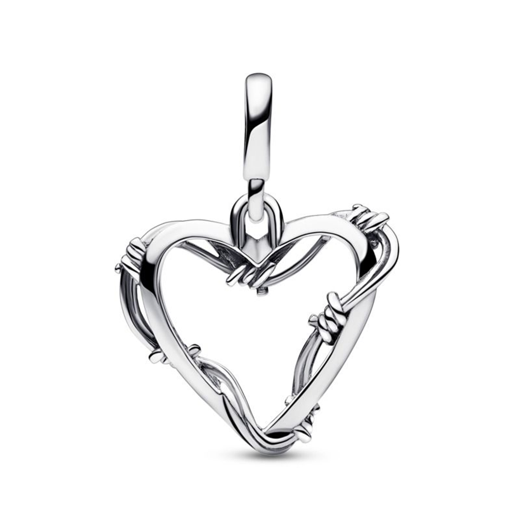 Pandora ME/Moments Wire Heart Medallion Charm