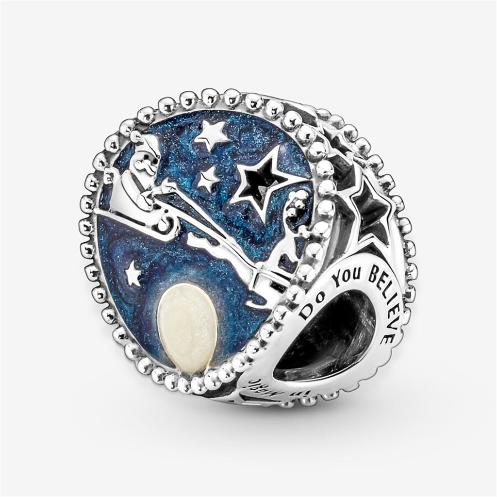 Pandora Moments Santa And the Reindeer Charm