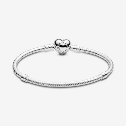 Pandora Moments Sparkling Heart Clasp Snake Chain Bracelet Size 19