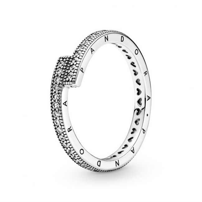 Pandora Signature Sparkling Overlapping Ring Size 6