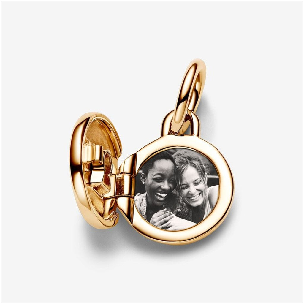 Pandora Moments Openable And Engraveable Love Locket Charm