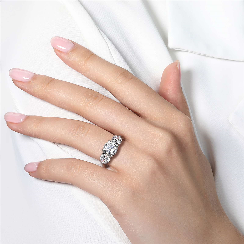 Lafonn 2.99 CTW Simulated Diamond Classic Three-Stone Engagement Ring Size 7