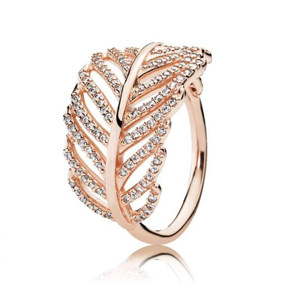 Pandora Rose™ Light As A Feather Ring Size 6