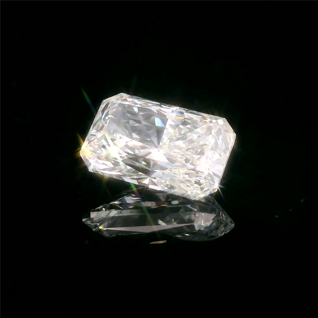 2.01 Ctw G Vs1 Lab Grown Radiant Cut Diamond