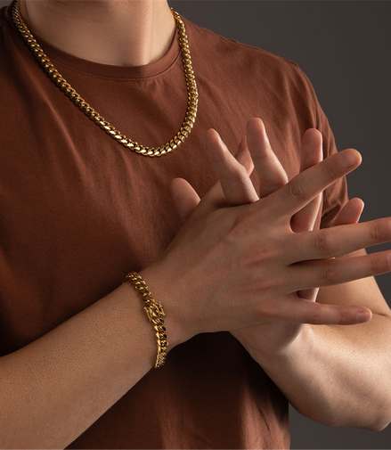 Desmos Men's 18K Gold Plated Miami 250 Cuban Necklace 22"