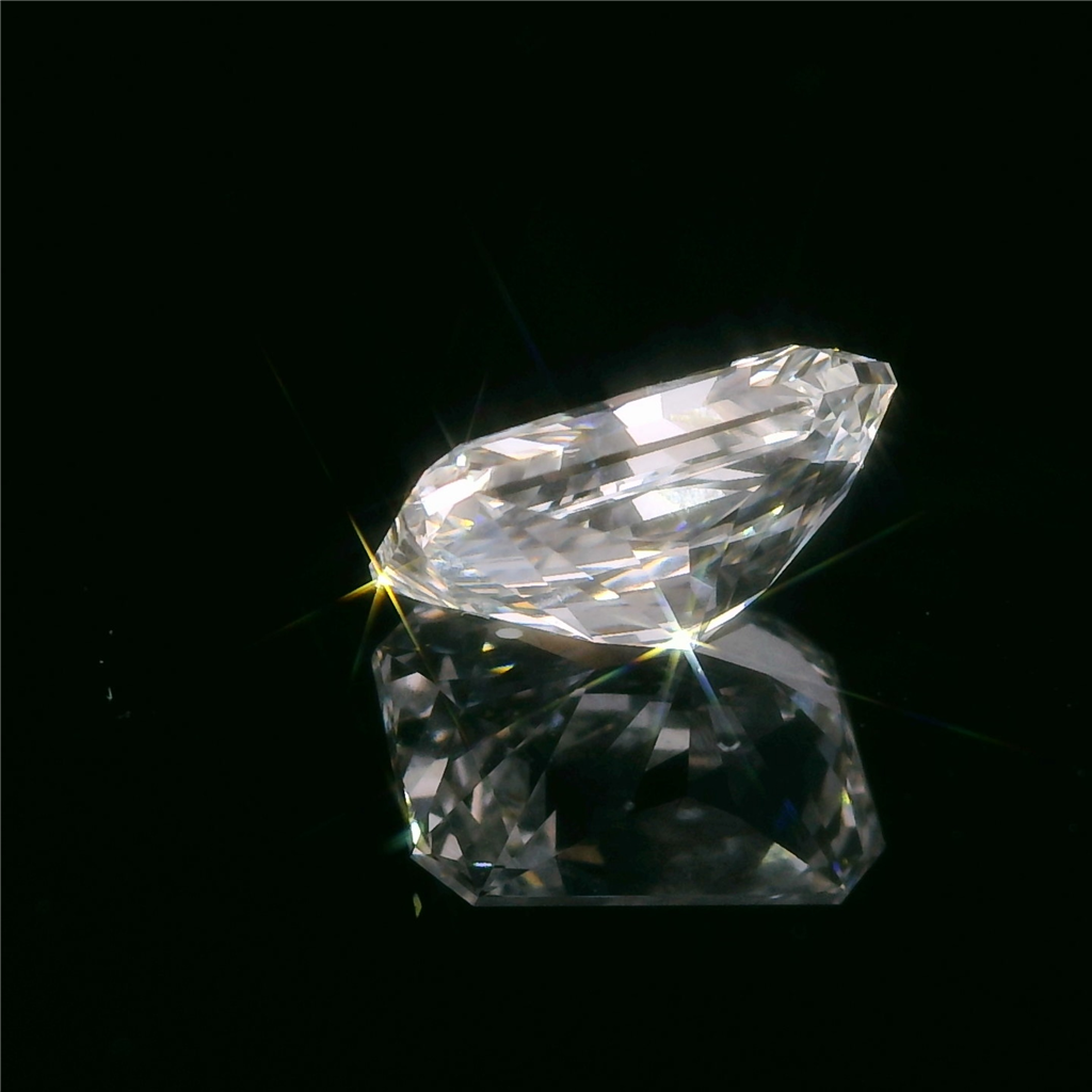 2.01 Ctw G Vs1 Lab Grown Radiant Cut Diamond
