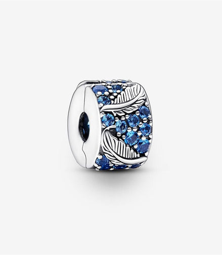 Pandora Moments Curved Feather And Pavé Clip Charm