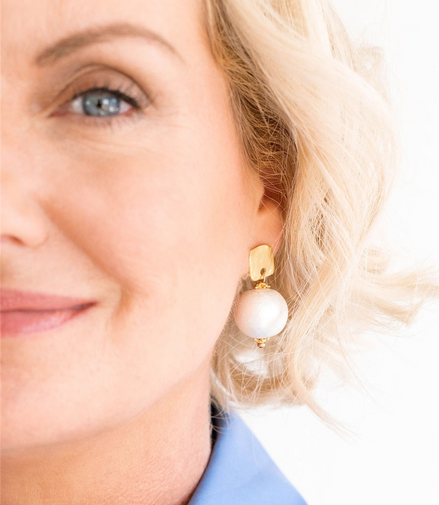 Susan Shaw Square Cotton Pearl Drop Earrings