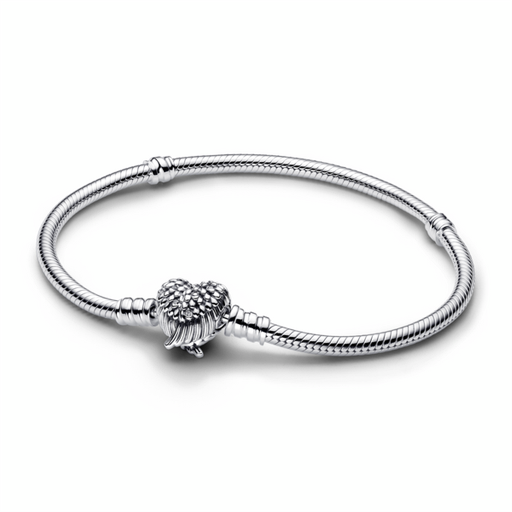 Pandora Moments Heart Wings Clasp Snake Chain Bracelet Size17