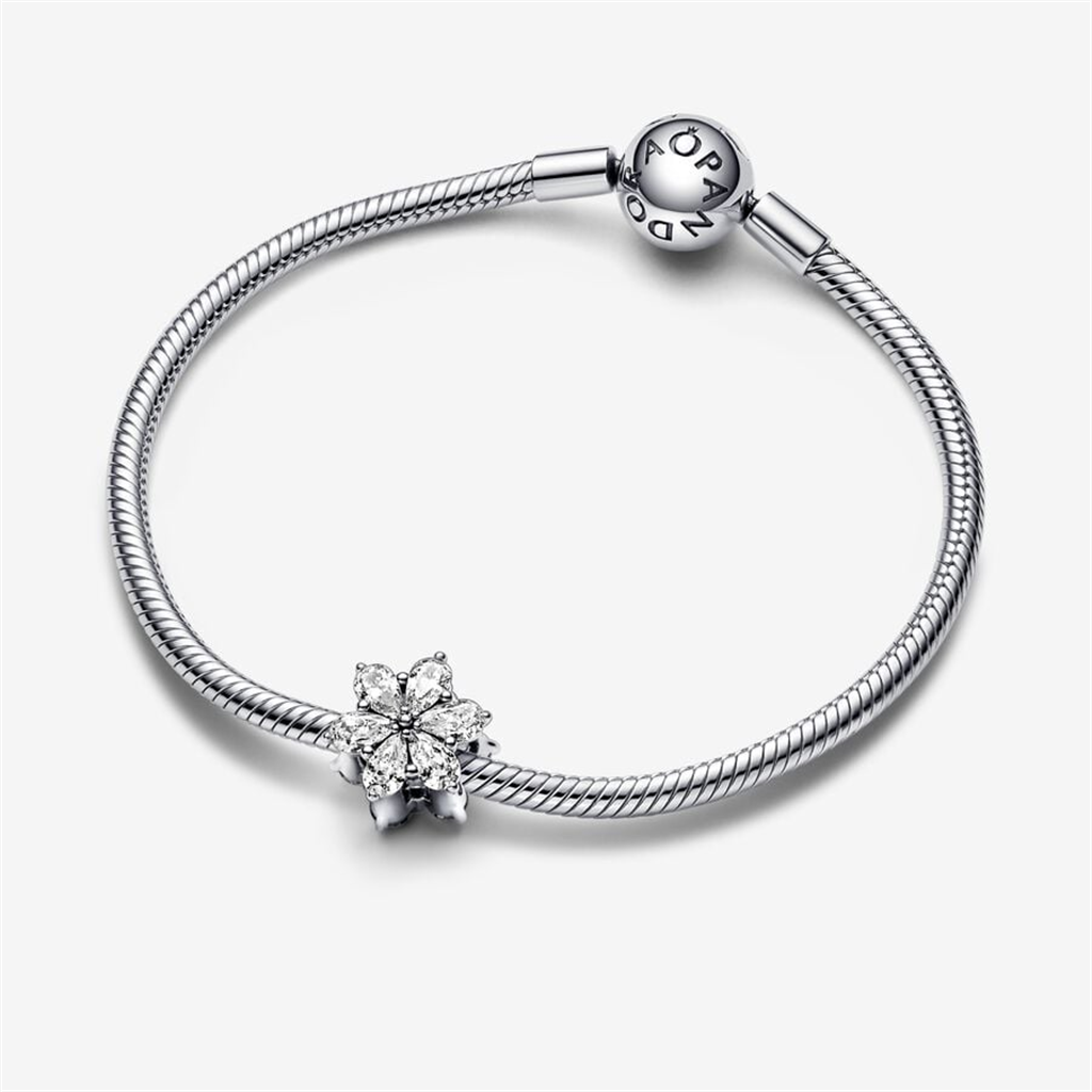 Pandora Timeless Sparkling Herbarium Cluster Charm