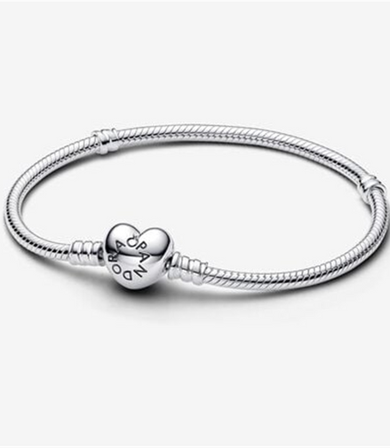 Pandora Moments Heart Clasp Snake Chain Bracelet Size 19
