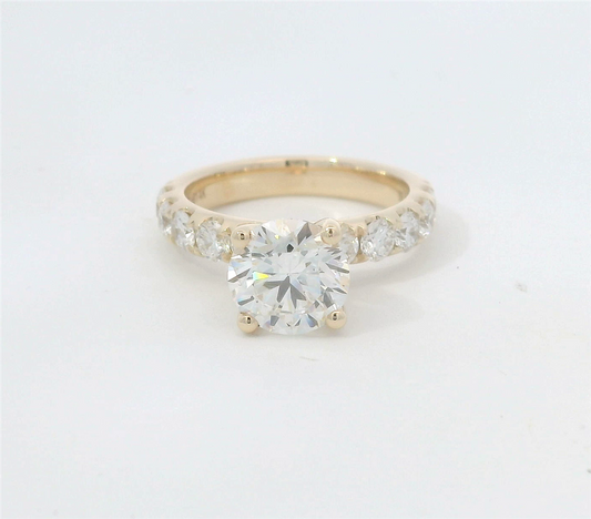 14K Yellow Gold 3.04 CTTW Lab Grown Diamond Round Shaped Engagment Ring.