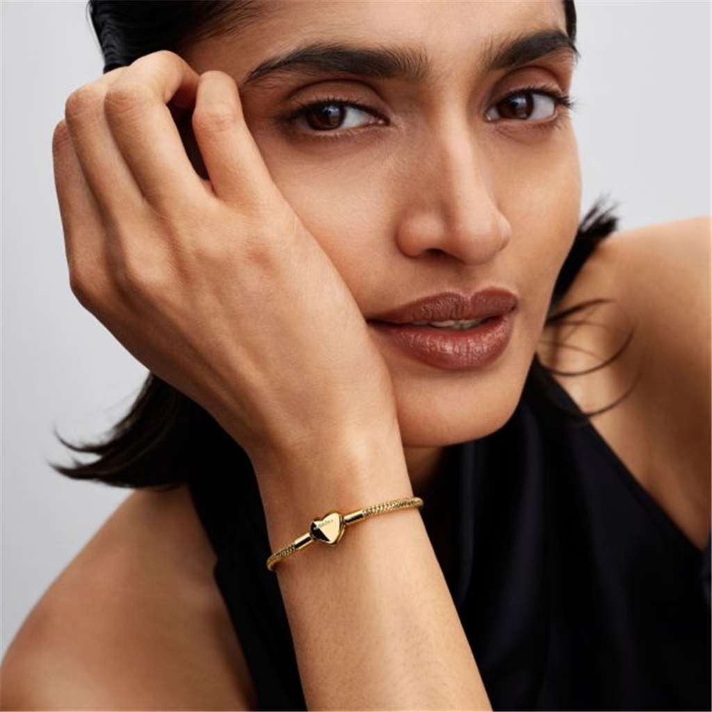 Pandora Heart Clasp Faceted Gold-Plated Snake Chain Bracelet Size 18