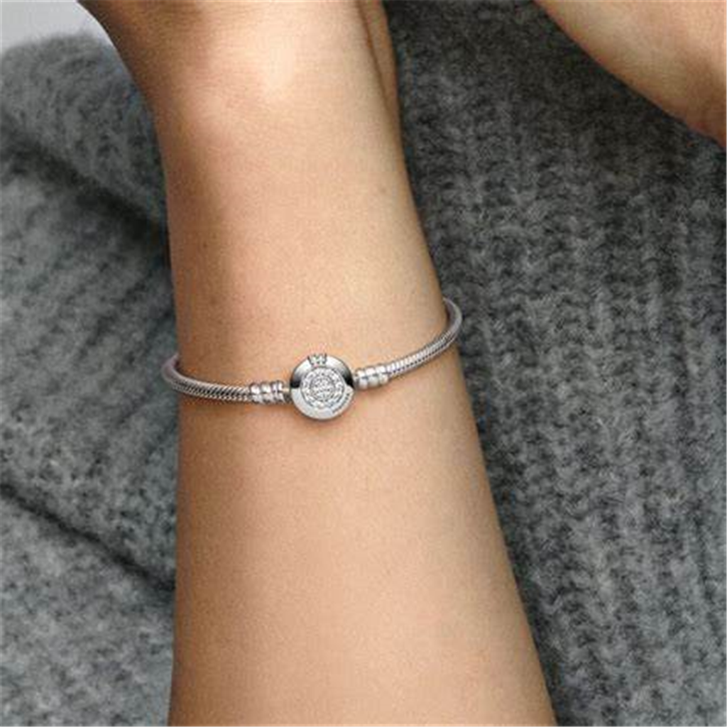 Pandora Moments Sparkling Crown O Snake Chain Bracelet Size 19