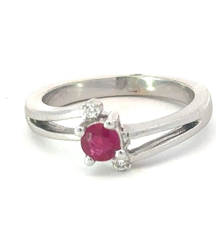 14kw Ruby and Diamond Ring