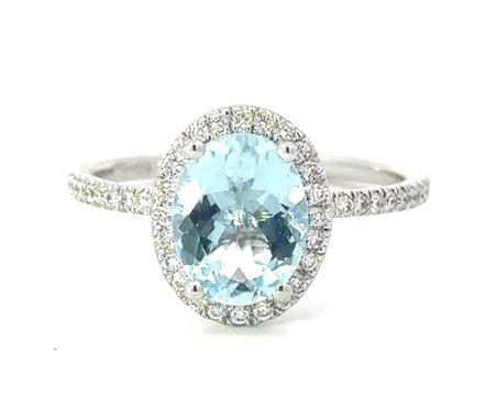 14Kwg 1.60 Cttw  Oval Cut Aquamarine And .26 Cttw Diamond Ring