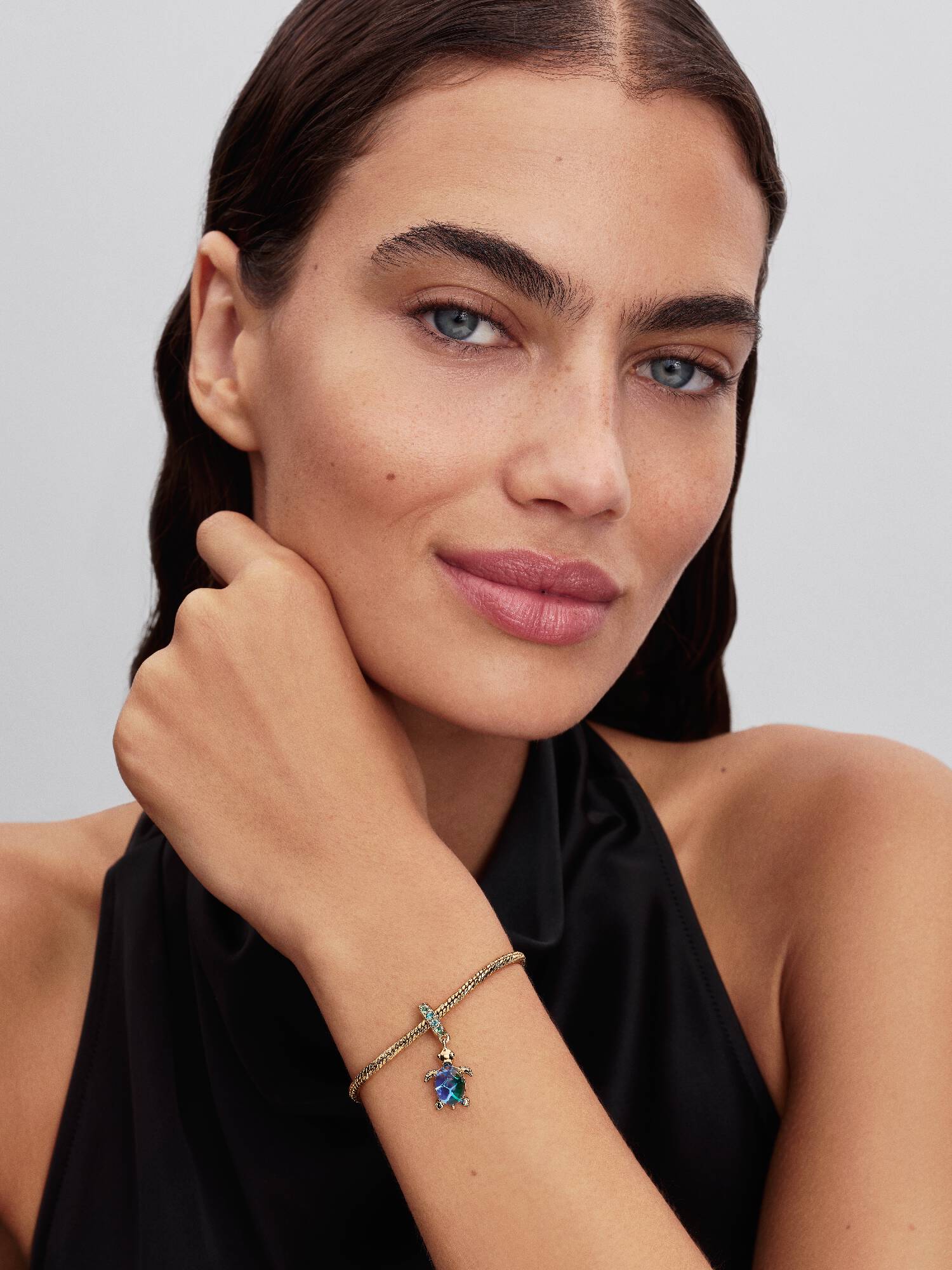 Pandora Moments 14K Gold Plated Sea Turtle Murano Glass Dangle Charm