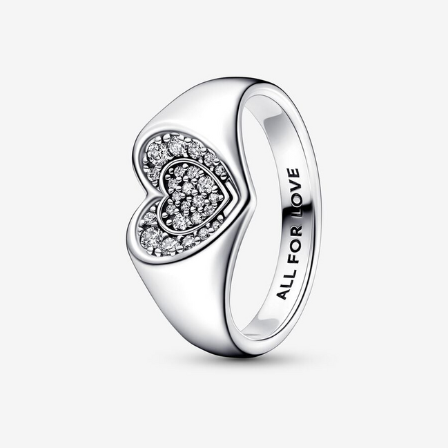 Pandora Moments Radiant Heart Pavé Signet Ring Size 6