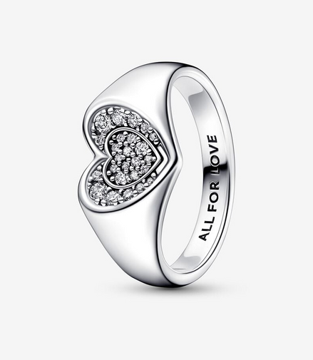 Pandora Moments Radiant Heart Pavé Signet Ring Size 6