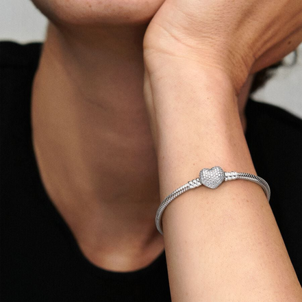 Pandora Moments Sparkling Pave' Heart Clasp Snake Chain Bracelet Size 17