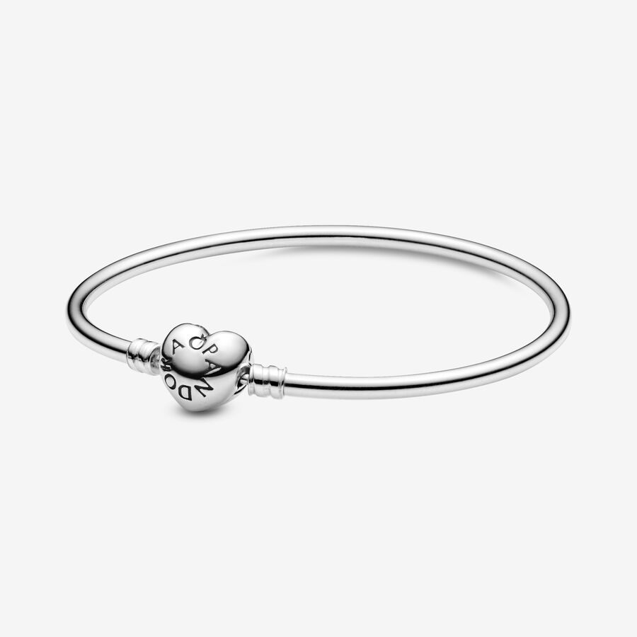 Pandora Moments Silver Heart Clasp Charm Bangle Bracelet Size 17
