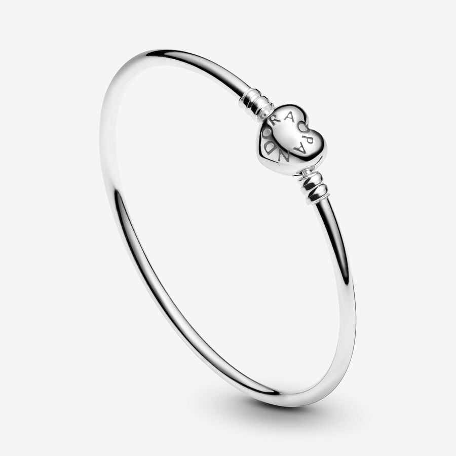 Pandora Moments Silver Heart Clasp Charm Bangle Bracelet Size 17
