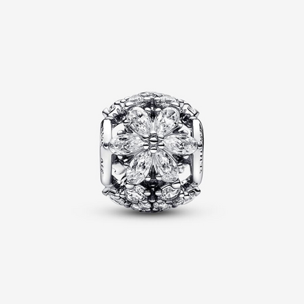 Pandora Timeless Sparkling Herbarium Cluster Round Charm