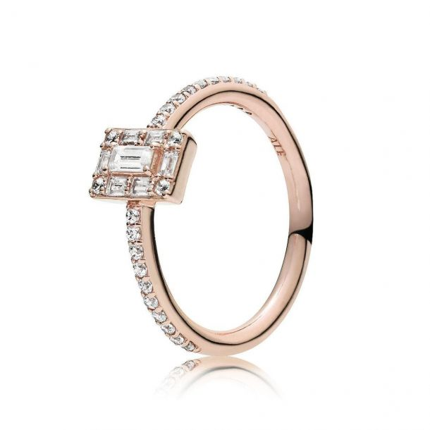 Pandora Timeless Luminous Ice Ring Size 7