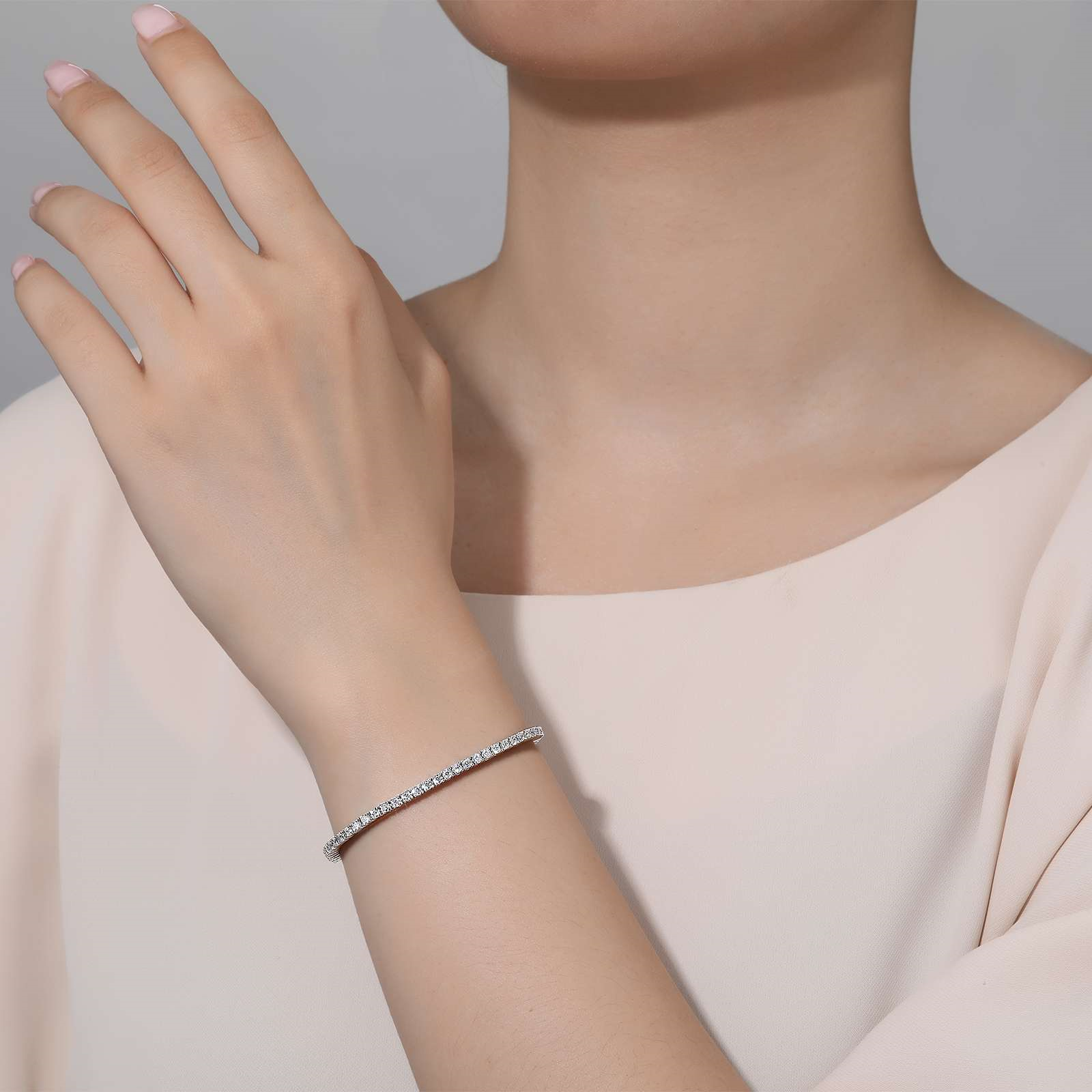 LaFonn 2.50 CTW Simulated Diamond Classic Tennis Bracelet