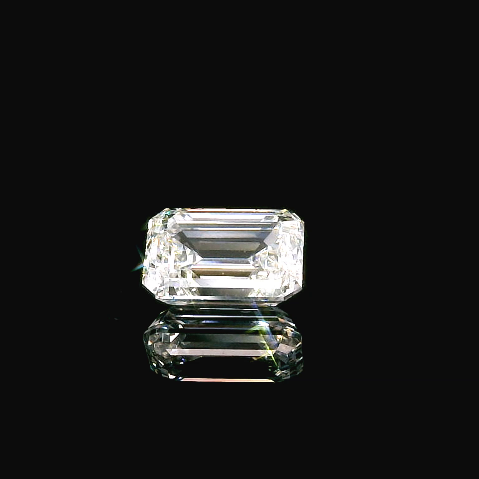 1.54 Ctw E VS1 Emerald-Cut Lab Grown Diamond
