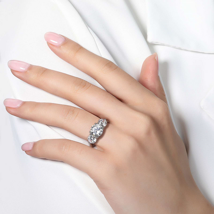 Lafonn 2.99 CTW Simulated Diamond Classic Three-Stone Engagement Ring Size 7