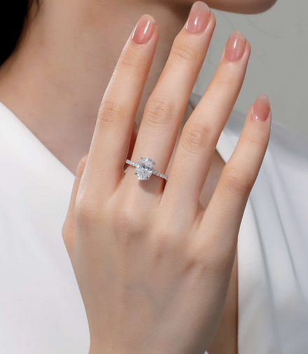 LaFonn 3 CTW Simulated Diamond Oval Solitaire Engagement Ring Size 7