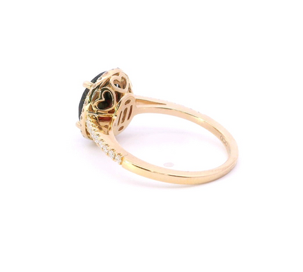 14K Yellow Gold Diamond And Garnent Fashion Ring