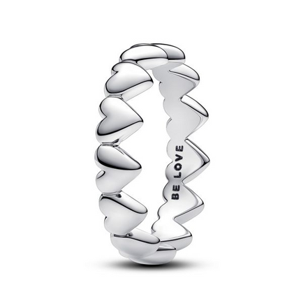 Pandora Moments Row of Hearts Ring Size 4.5