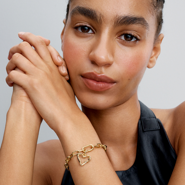 Pandora ME/Moments Wire Heart Dangle Charm