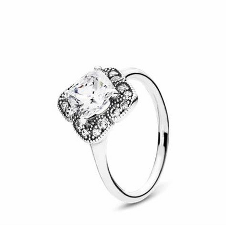 Pandora Timeless Crystalized Floral Fancy Ring Size 6