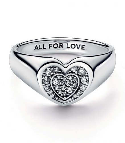 Pandora Moments Radiant Heart Pavé Signet Ring Size 6