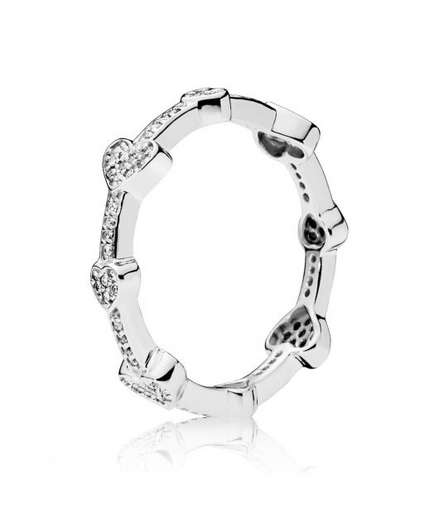 Pandora Timeless Alluring Hearts Ring Size 5