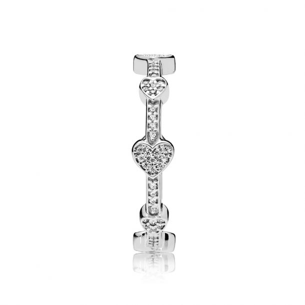 Pandora Timeless Alluring Hearts Ring Size 5