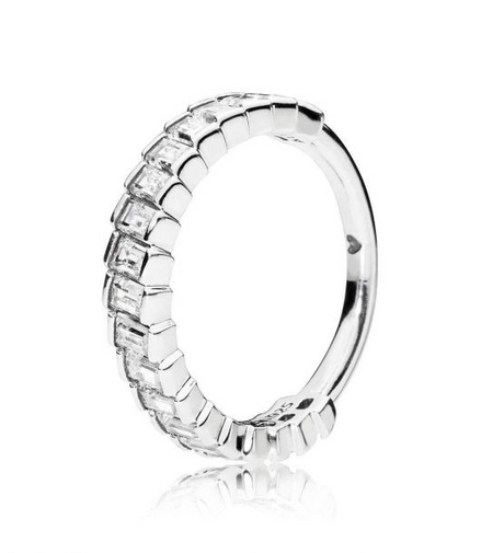 Pandora Timeless Glacial Beauty Ring Size 7.5