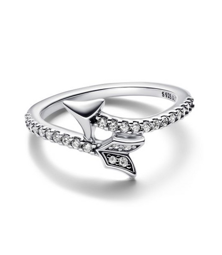 Pandora Moments Sparkling Arrow Ring Size 8.5