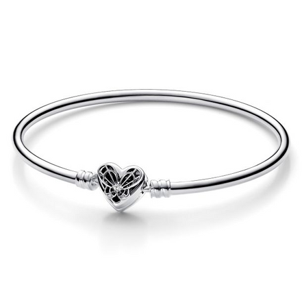 Pandora Moments Heart And  Butterfly Bangle Charm Bracelet Size 17