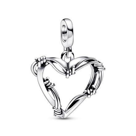 Pandora ME/Moments Wire Heart Medallion Charm