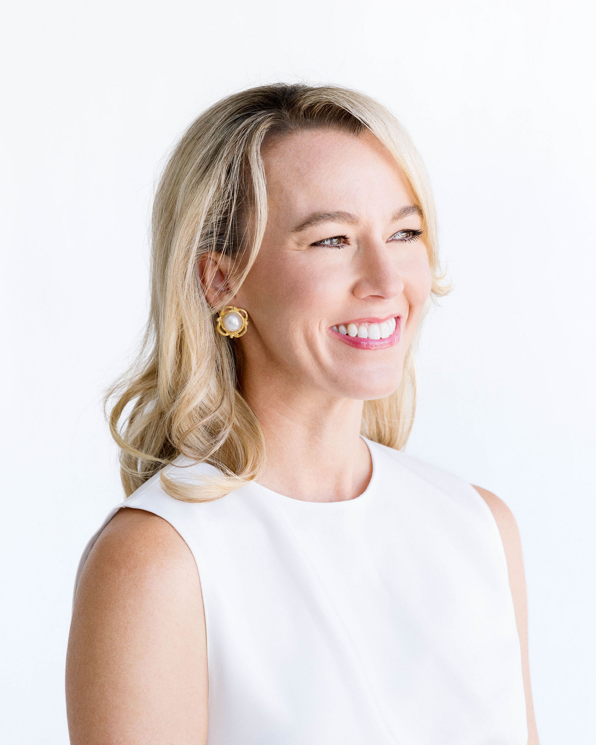 Susan Shaw Pearl Scroll Studs