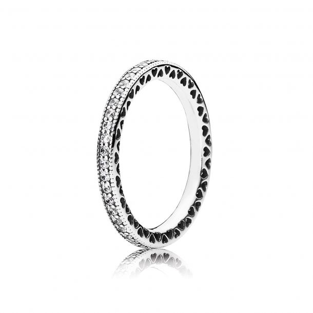 Pandora Timeless Hearts of Pandora Ring Size 8.5