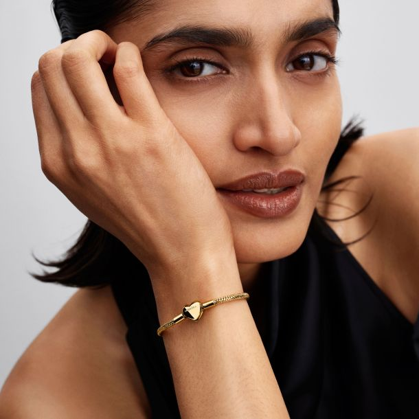 Pandora Heart Clasp Faceted Gold-Plated Snake Chain Bracelet Size 17