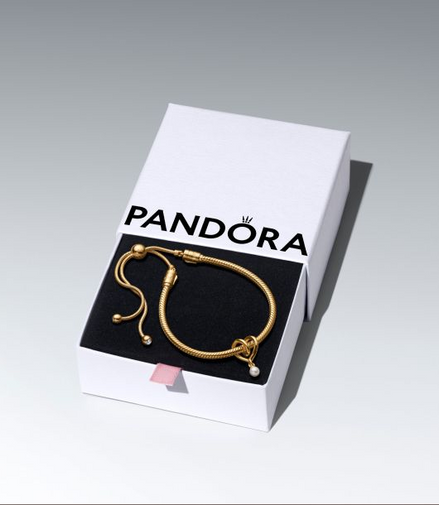Pandora Golden Heart Bracelet Gift Set