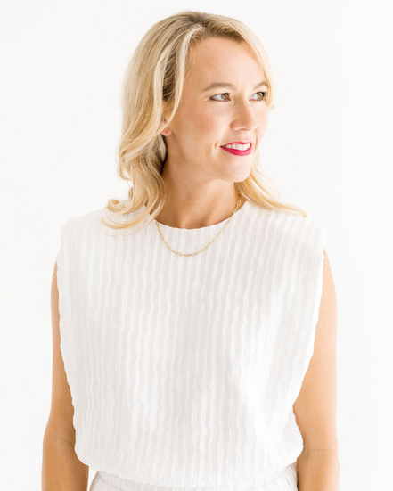 Susan Shaw 24k Yellow Gold Triple Plated Small Paperclip Chain Necklace